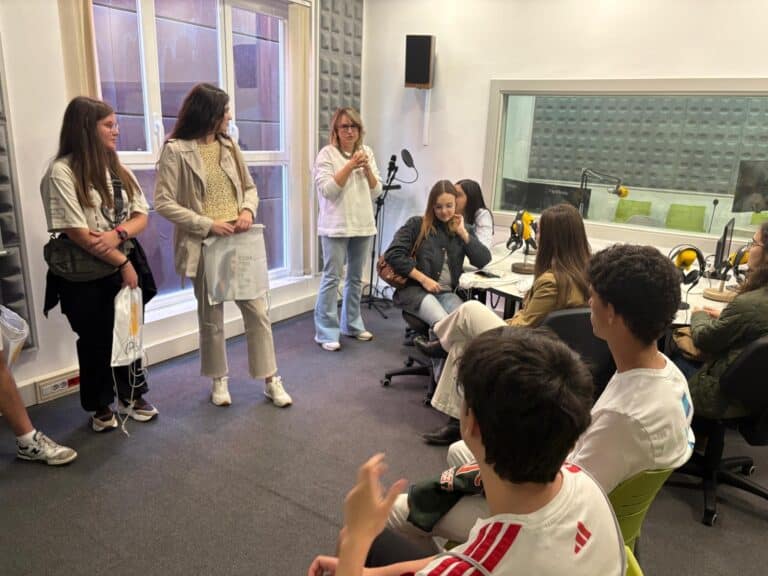 Visita a la Universidad Pontificia de Salamanca de los alumnos de 2º de bachillerato del Colegio Filipense Blanca de Castilla de Palencia
