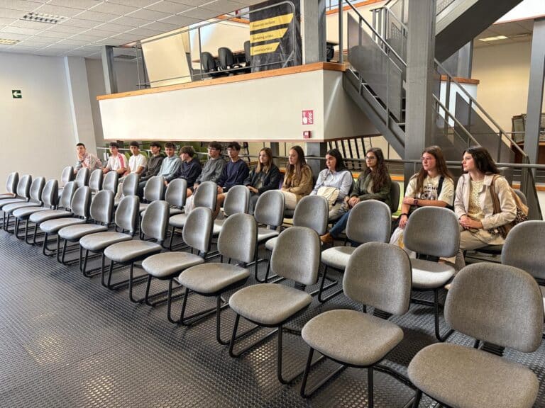 Visita a la Universidad Pontificia de Salamanca de los alumnos de 2º de bachillerato del Colegio Filipense Blanca de Castilla de Palencia