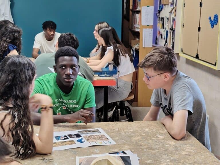 Los alumnos de 1º de bachillerato del Colegio Filipense Blanca de Castilla conocen África