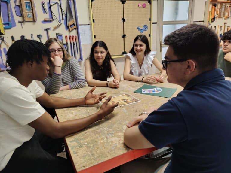 Los alumnos de 1º de bachillerato del Colegio Filipense Blanca de Castilla conocen África