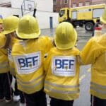 Los alumnos de Infantil del Colegio Filipense Blanca de Castilla se disfrazan de bomberos forestales por Carnaval.