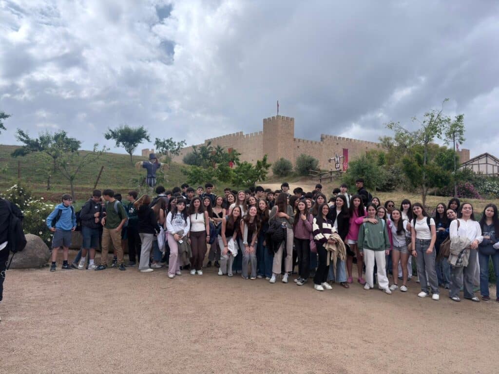 Los alumnos de 3º de la ESO del colegio Blanca de Castilla visitan Puy du Fou y Toledo.