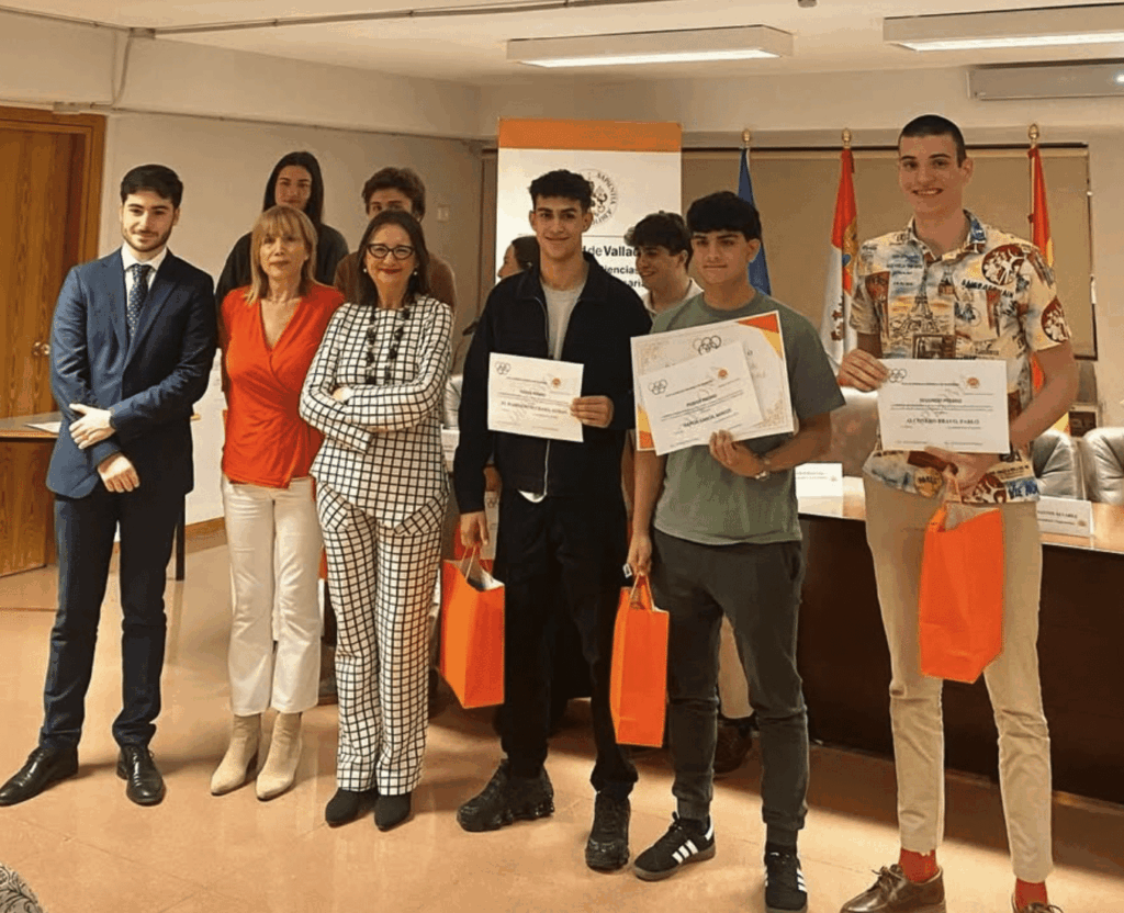 Segundo puesto de Pablo Alconero del Colegio Filipense Blanca de Castilla de Palencia en la XVII Olimpiada de Economía