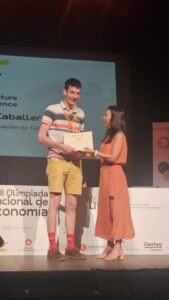Pablo Aconero, del Colegio Filipense Blanca de Castilla de Palencia, noveno en la olimpiada de economía en su fase nacional.