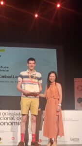 Pablo Aconero, del Colegio Filipense Blanca de Castilla de Palencia, noveno en la olimpiada de economía en su fase nacional.